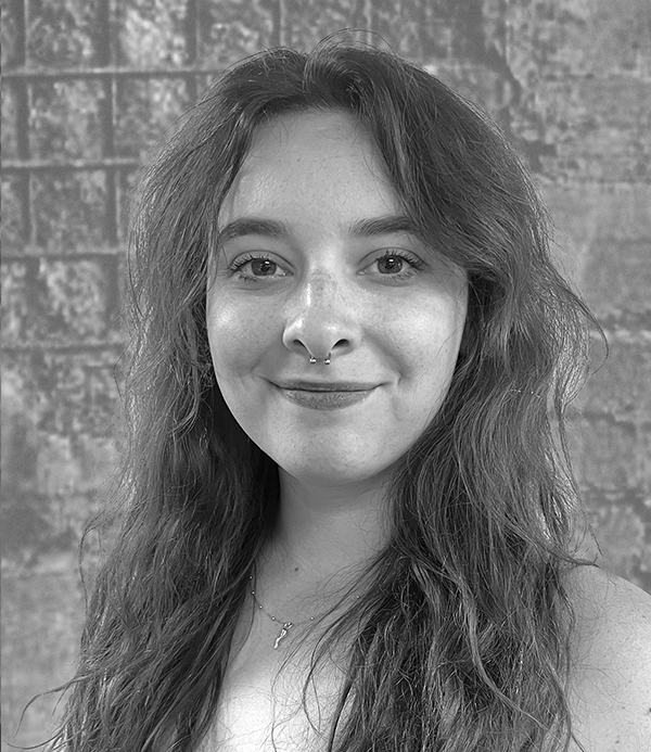 web_0008_Liz-BW-thumbnail